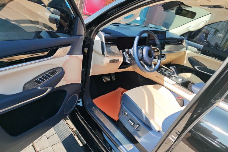 Used Great Wall Shanhai Poer 2023 2.4T Diesel Luxury Edition Interior 3