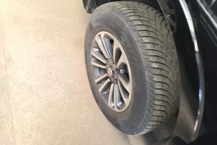 Used Great Wall Shanhai Poer 2023 3.0T V6 Gasoline Luxury Edition Right Rear Wheel Hub