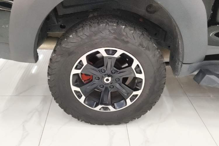 Used Great Wall Shanhai Poer 2023 3.0T V6 Gasoline Performance Edition Right Rear Wheel Hub
