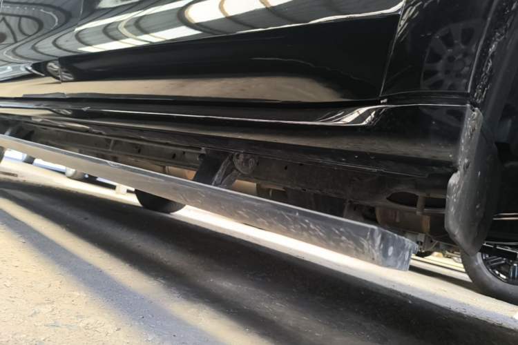 Used Great Wall Shanhai Poer 2023 3.0T V6 Gasoline Luxury Edition Right Side Sill