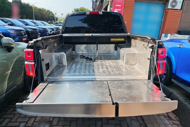 Used Great Wall Shanhai Poer 2023 2.4T Diesel Luxury Edition Trunk