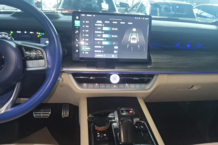 Used Great Wall Shanhai Poer 2023 2.4T Diesel Luxury Edition Audio And AC Panel