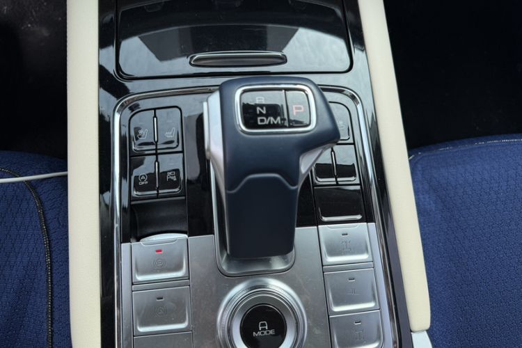 Used Great Wall Shanhai Poer 2023 2.4T Diesel Luxury Edition Interior 4