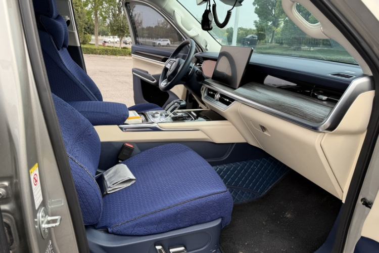 Used Great Wall Shanhai Poer 2023 2.4T Diesel Luxury Edition Interior 9