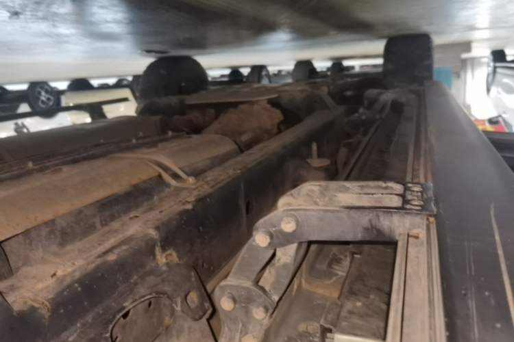Used Great Wall Shanhai Poer 2023 2.4T Diesel Luxury Edition Left Side Sill