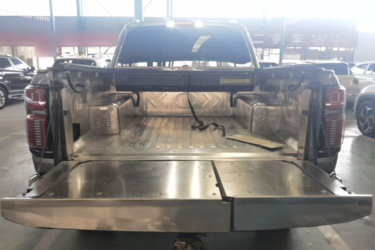 Used Great Wall Shanhai Poer 2023 2.4T Diesel Luxury Edition Trunk
