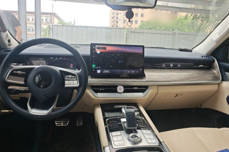 Used Great Wall Shanhai Poer 2023 3.0T V6 Gasoline Extreme Trail Edition Center Console