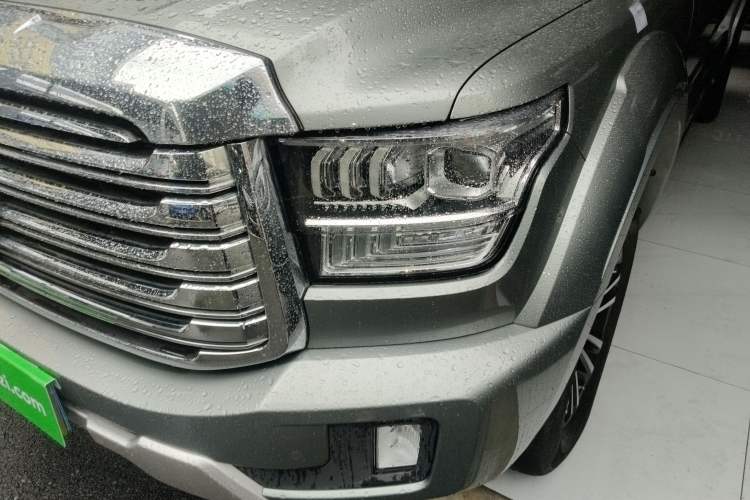 Used Great Wall Shanhai Poer 2023 2.4T Diesel Max-Enjoy Towing Edition Left Front Headlight
