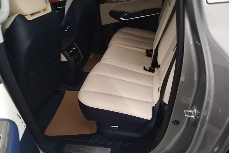 Used Great Wall Shanhai Poer 2023 3.0T V6 Gasoline Extreme Edition Left Rear Seat
