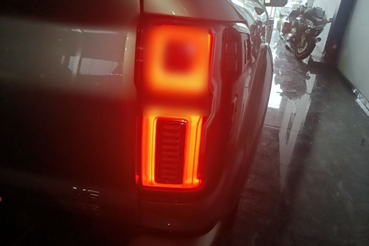 Used Great Wall Shanhai Poer 2023 3.0T V6 Gasoline Extreme Trail Edition Right Rear Taillight