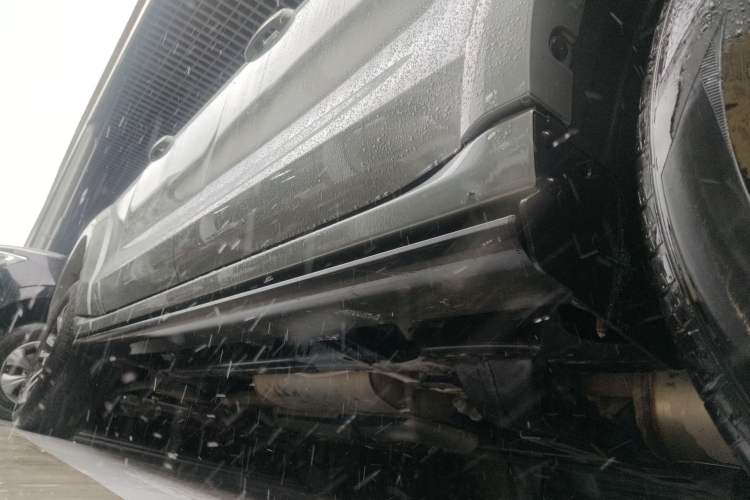 Used Great Wall Shanhai Poer 2023 2.4T Diesel Max-Enjoy Towing Edition Right Side Sill