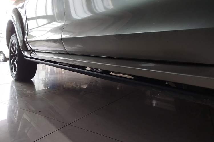 Used Great Wall Shanhai Poer 2023 3.0T V6 Gasoline Extreme Edition Right Side Sill