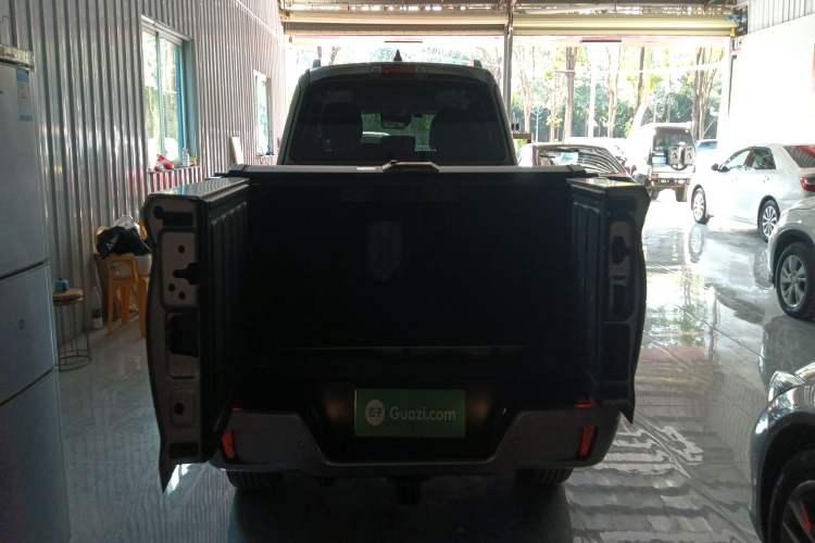 Used Great Wall Shanhai Poer 2023 2.4T Diesel Luxury Edition Trunk