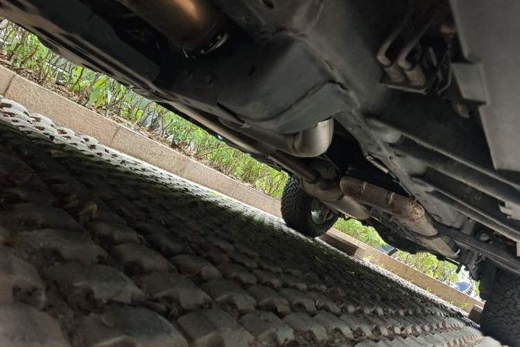 Used Great Wall Shanhai Poer 2023 3.0T V6 Gasoline Performance Edition Chassis Front Left