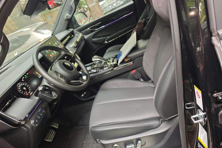 Used Great Wall Shanhai Poer 2023 3.0T V6 Gasoline Performance Edition Left Front Seat