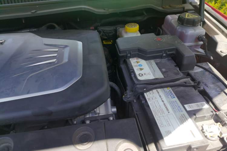 Used Great Wall Shanhai Poer 2023 3.0T V6 Gasoline Extreme Edition Engine Bay Left