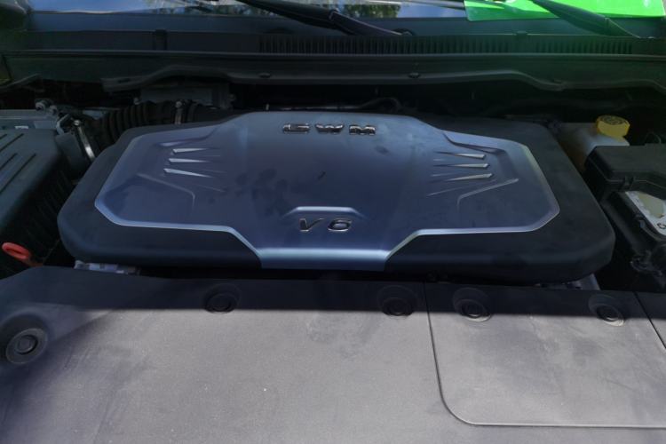 Used Great Wall Shanhai Poer 2023 3.0T V6 Gasoline Extreme Edition Engine Bay