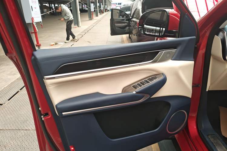 Used Great Wall Shanhai Poer 2023 2.4T Diesel Luxury Edition Interior 7