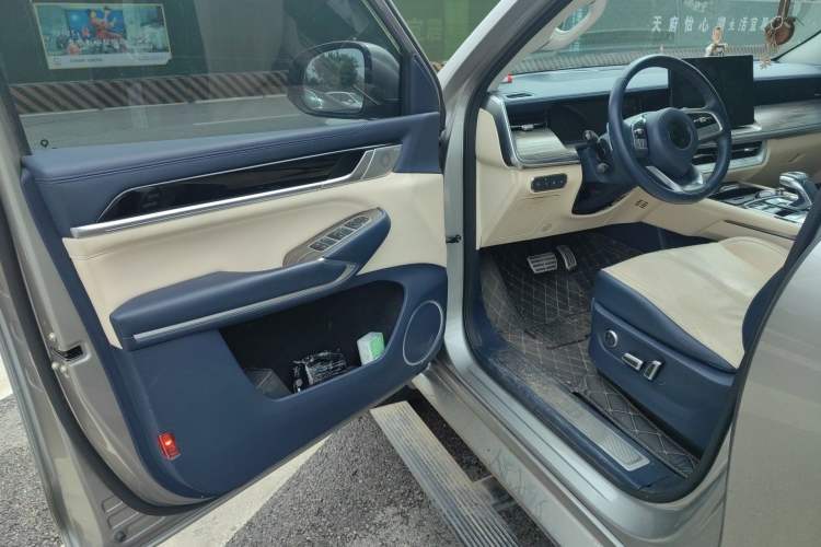 Used Great Wall Shanhai Poer 2023 3.0T V6 Gasoline Extreme Edition Driver Seat