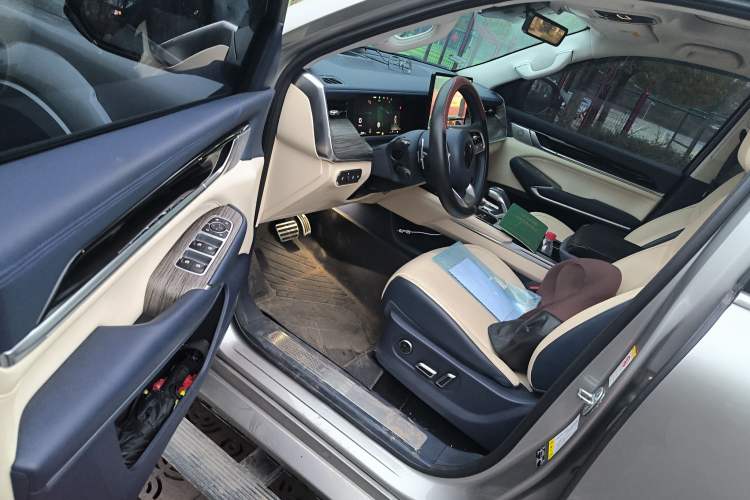 Used Great Wall Shanhai Poer 2023 3.0T V6 Gasoline Extreme Edition Driver Seat