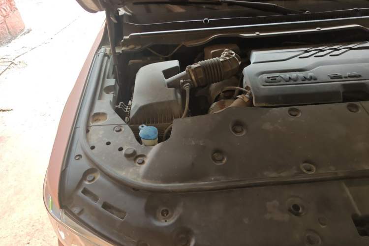Used Great Wall Shanhai Poer 2023 2.4T Diesel Max-Enjoy Towing Edition Engine Bay Right