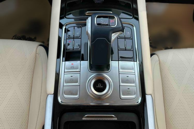 Used Great Wall Shanhai Poer 2023 2.4T Diesel Max-Enjoy Towing Edition Interior 5