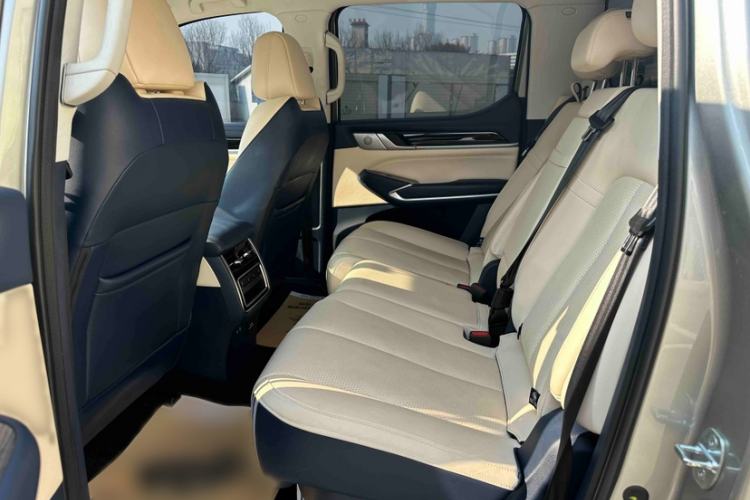 Used Great Wall Shanhai Poer 2023 2.4T Diesel Max-Enjoy Towing Edition Interior 9