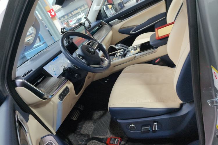 Used Great Wall Shanhai Poer 2023 2.4T Diesel Luxury Edition Left Front Seat