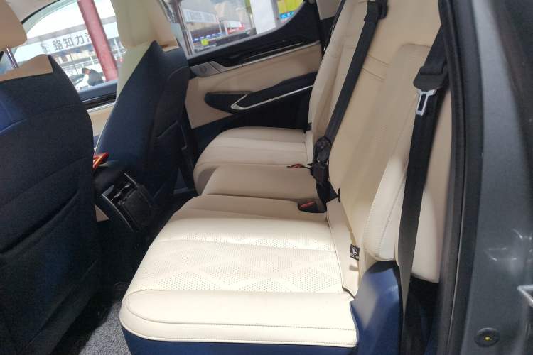 Used Great Wall Shanhai Poer 2023 2.4T Diesel Luxury Edition Left Rear Seat