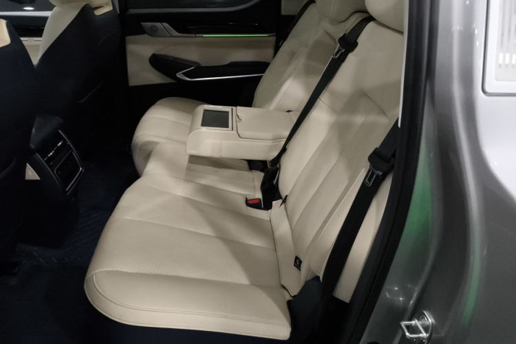 Used Great Wall Shanhai Poer 2023 2.4T Diesel Luxury Edition Left Rear Seat
