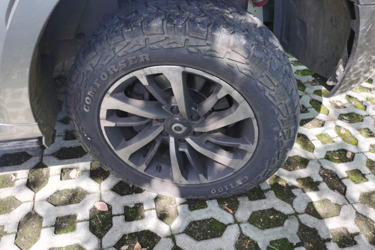 Used Great Wall Shanhai Poer 2023 3.0T V6 Gasoline Extreme Edition Right Front Wheel Hub