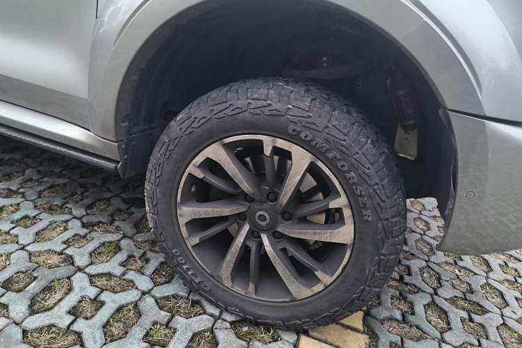 Used Great Wall Shanhai Poer 2023 3.0T V6 Gasoline Extreme Edition Right Front Wheel Hub