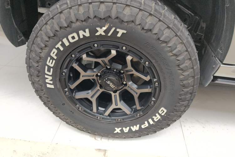 Used Great Wall Shanhai Poer 2023 2.4T Diesel Luxury Edition Right Rear Wheel Hub
