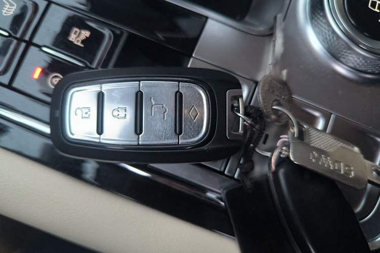 Used Great Wall Shanhai Poer 2023 3.0T V6 Gasoline Extreme Edition Vehicle Key