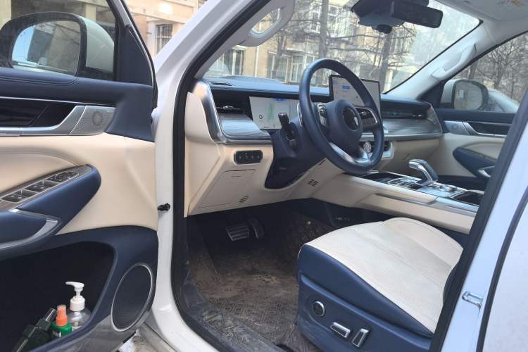 Used Great Wall Shanhai Poer 2023 3.0T V6 Gasoline Luxury Towing Edition Driver Seat