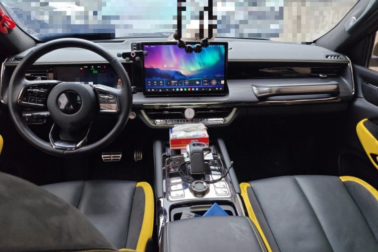Used Great Wall Shanhai Poer 2023 3.0T V6 Gasoline Performance Edition Center Console