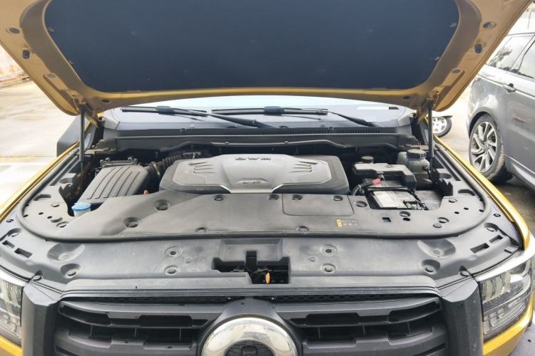 Used Great Wall Shanhai Poer 2023 3.0T V6 Gasoline Performance Edition Engine Bay
