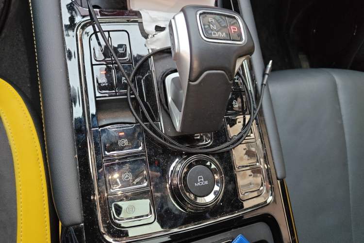 Used Great Wall Shanhai Poer 2023 3.0T V6 Gasoline Performance Edition Gear Lever