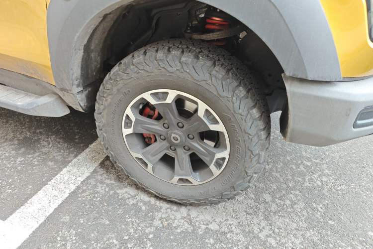 Used Great Wall Shanhai Poer 2023 3.0T V6 Gasoline Performance Edition Right Front Wheel Hub