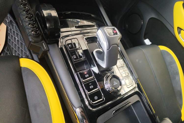 Used Great Wall Shanhai Poer 2024 2.4T Diesel Cross-Over Edition Gear Lever