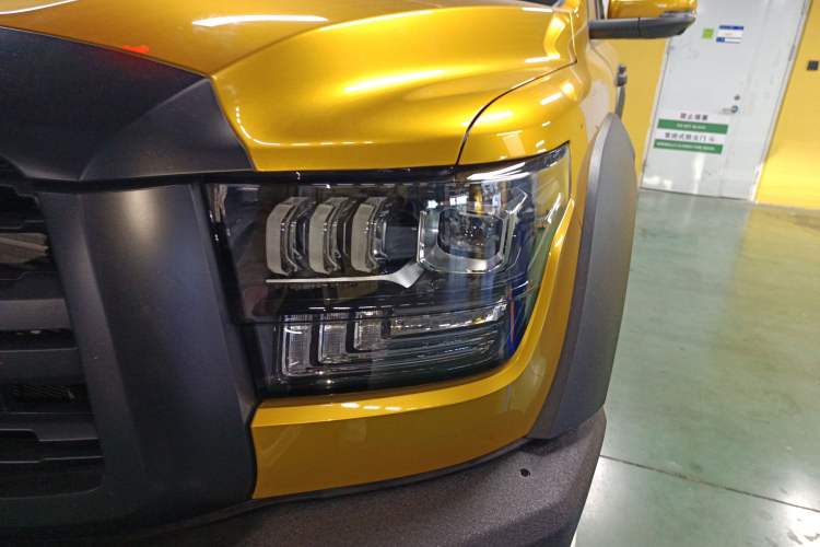 Used Great Wall Shanhai Poer Hi4-T 2025 Hi4-T Performance Edition Left Front Headlight