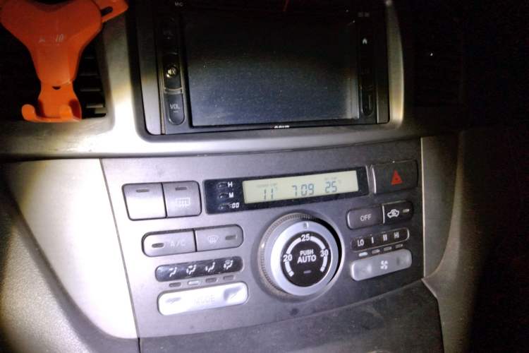 Used Great Wall V80 2011 2.0L Automatic Luxury Version Vehicle Key