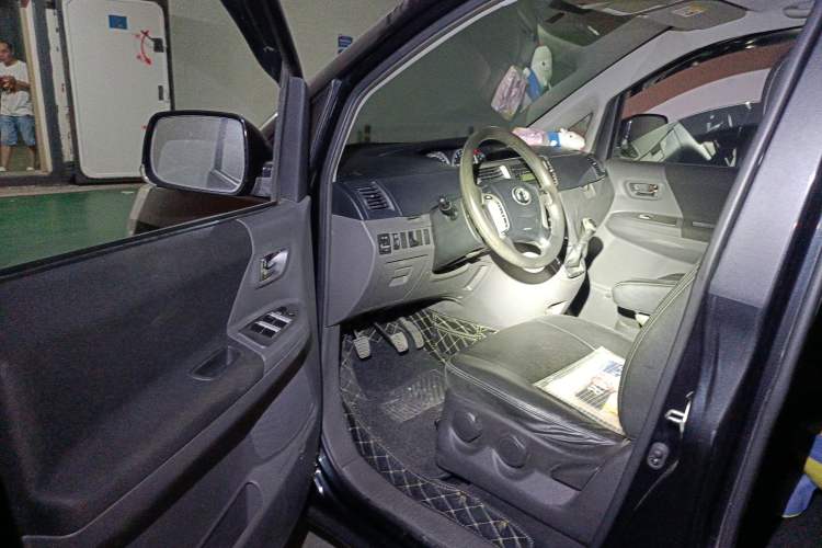 Used Great Wall V80 2012 1.5T Manual Yashang Trim Driver Seat