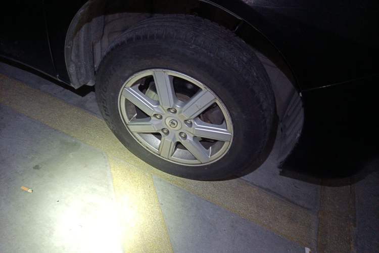 Used Great Wall V80 2012 1.5T Manual Yashang Trim Right Front Wheel Hub