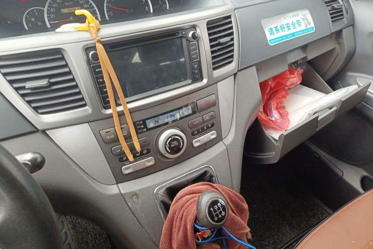 Used Great Wall V80 2013 1.5T Manual Yashang Model Audio And AC Panel
