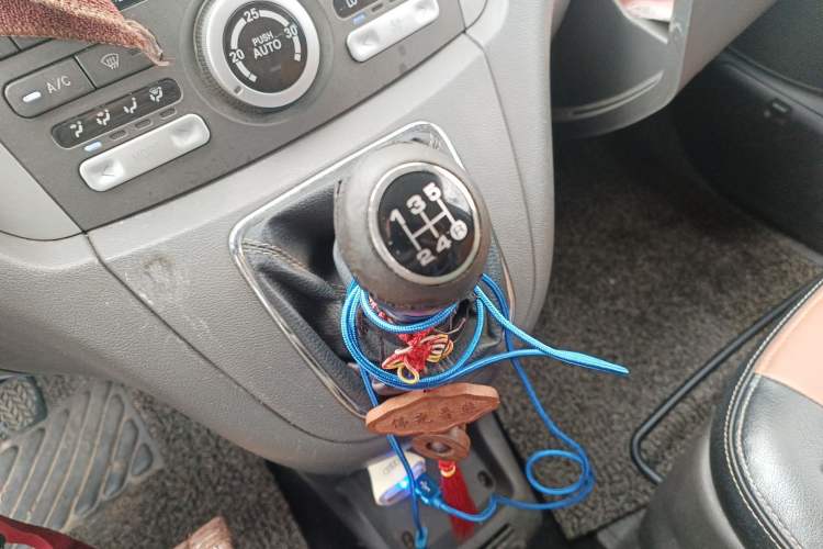 Used Great Wall V80 2013 1.5T Manual Yashang Model Gear Lever