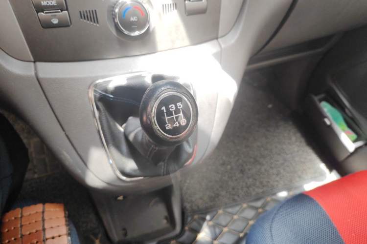 Used Great Wall V80 2013 1.5T Manual Sishang Model Gear Lever