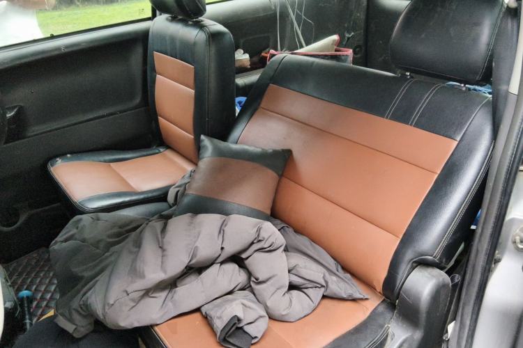 Used Great Wall V80 2013 1.5T Manual Yashang Model Left Rear Seat