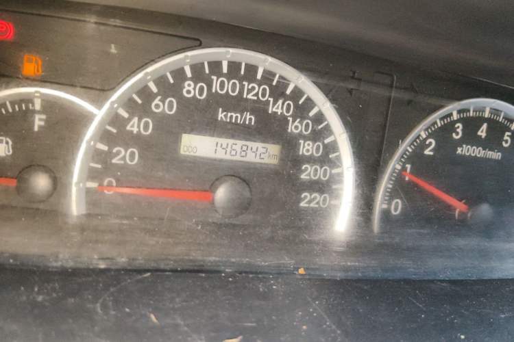 Used Great Wall V80 2013 1.5T Manual Yashang Model Odometer Close Up