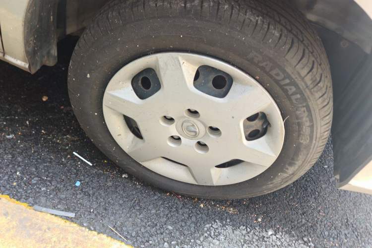 Used Great Wall V80 2013 1.5T Manual Sishang Model Right Front Wheel Hub